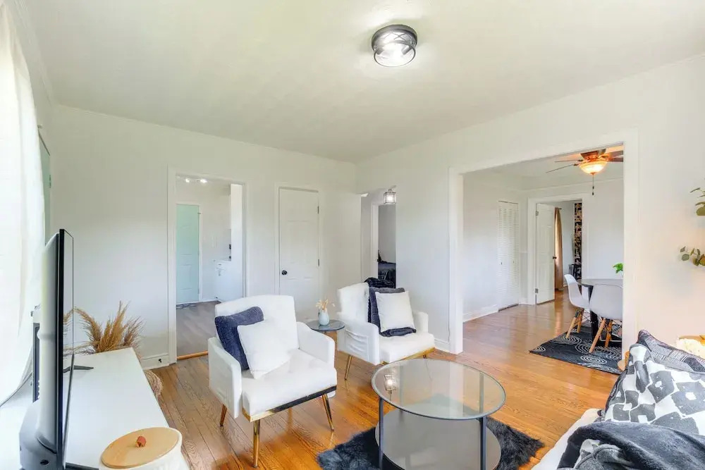 3 Mi to Downtown: Getaway in Richmond