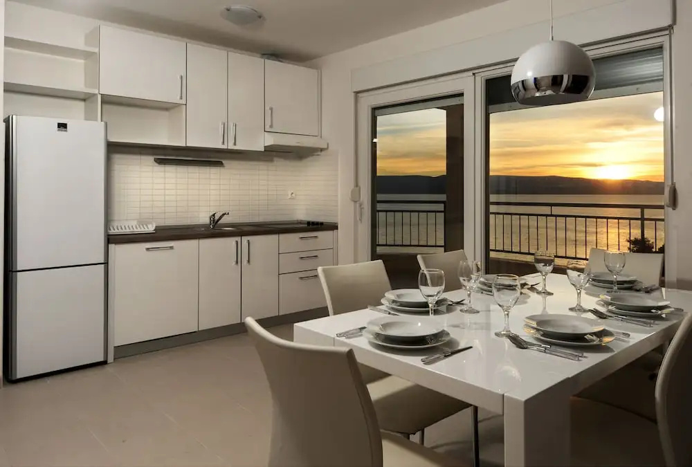 Apartments Andrea - Beachfront & Sea-view Terrace