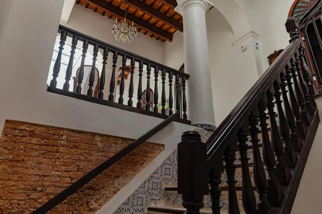 352 Boutique Guest House
