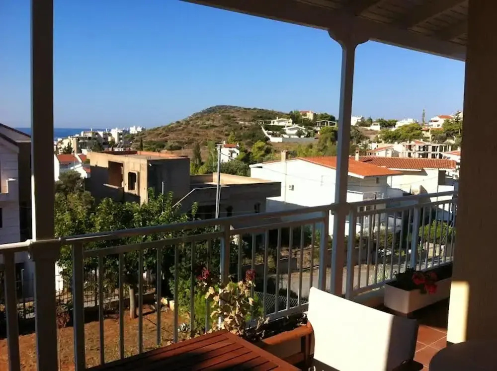 House with 2 Bedrooms in Anavissos, with Wonderful Sea View, Furnished Balcony And Wifi