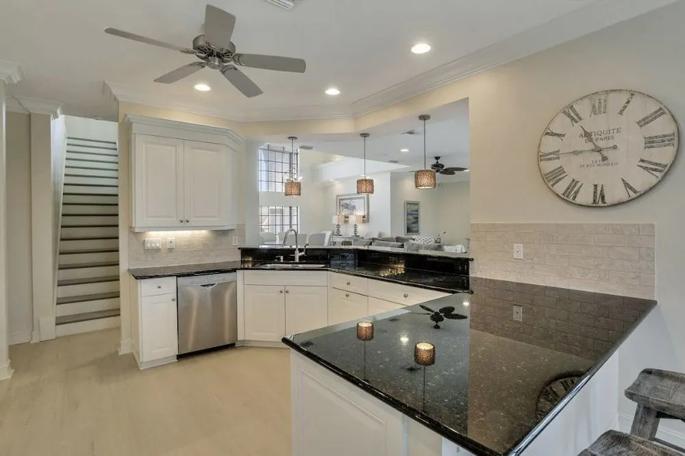Spinnaker Home #62228