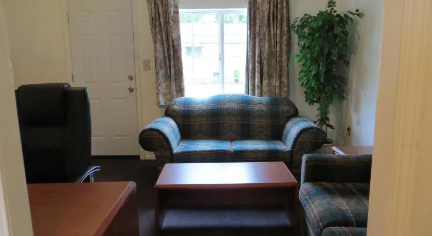 Madison Suites Motel