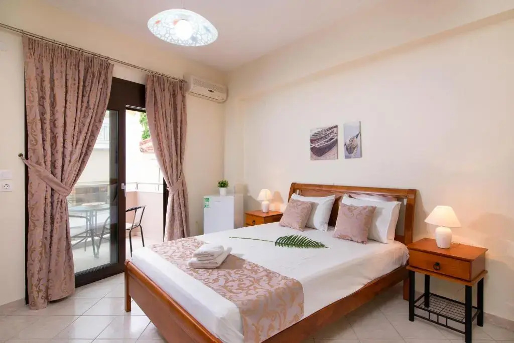 Kentrikon Rooms