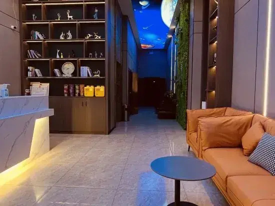 Jinyi Business Hotel (Qionghai Wanquanhe Branch)