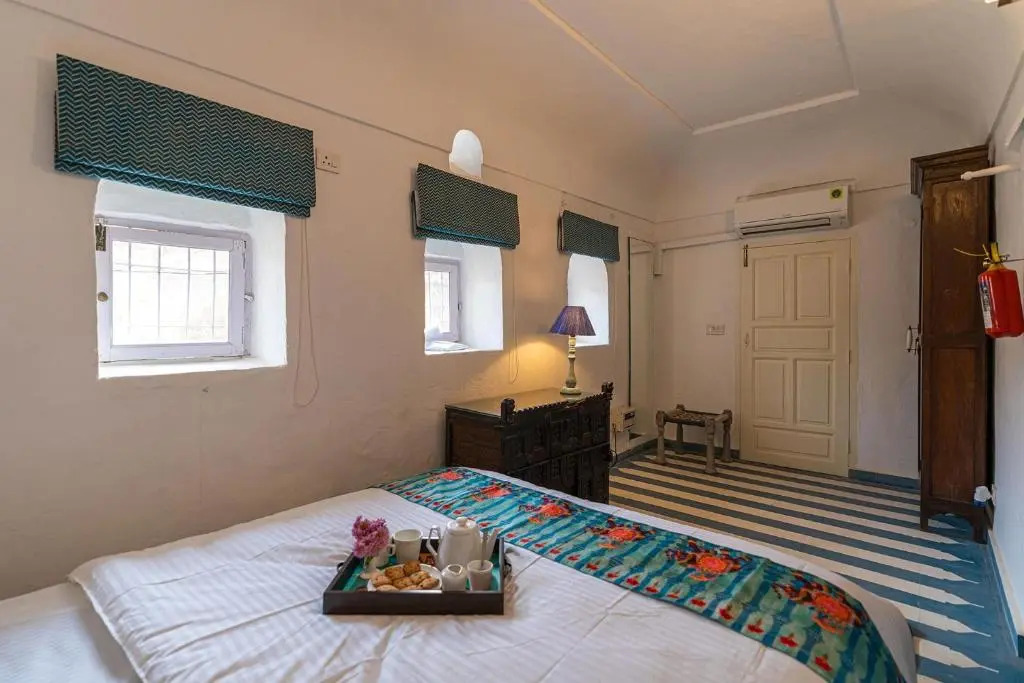 Stay Vista at Khohar Haveli 18th Century Palace with Modern Amenities