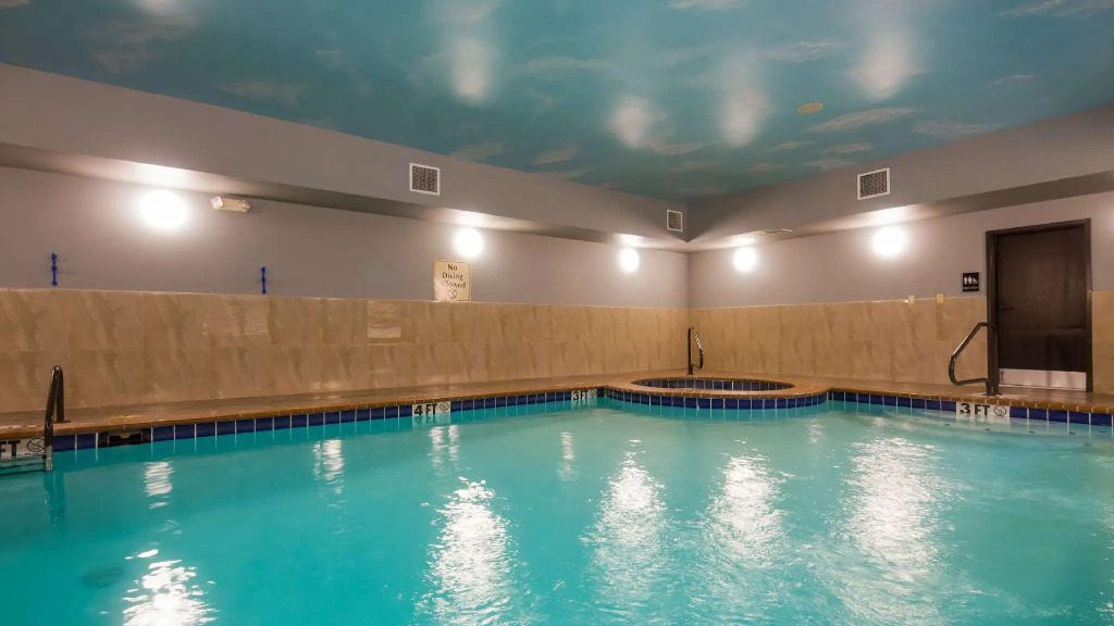 Best Western Plus Goodman Inn & Suites