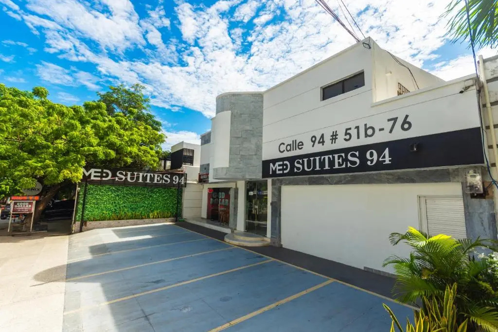 Hotel Med Suites 94