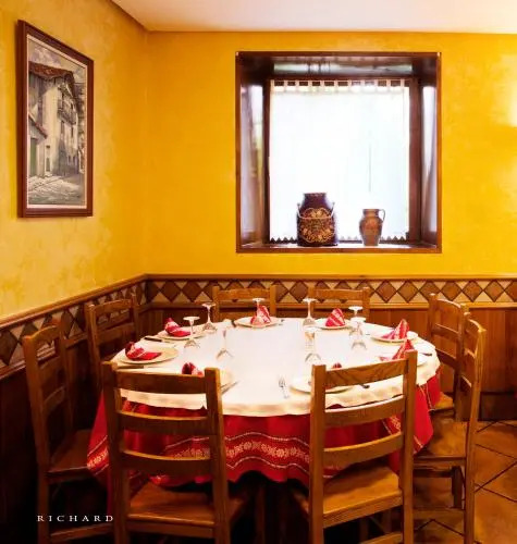 Hostal Musunzar