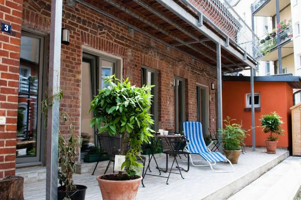 Beautiful And Cozy Remise for Up To 6 Guests