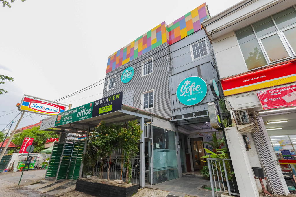 Urbanview Hotel Sofie Syariah Sidoarjo