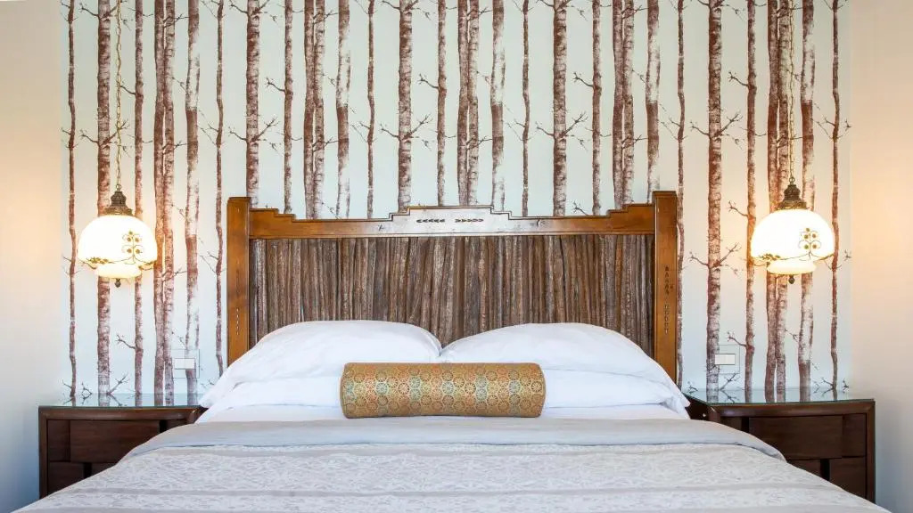 The Motor Lodge