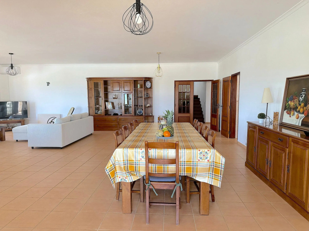 BnB Homes Luxurious Villa With 5 Bedrooms Pool