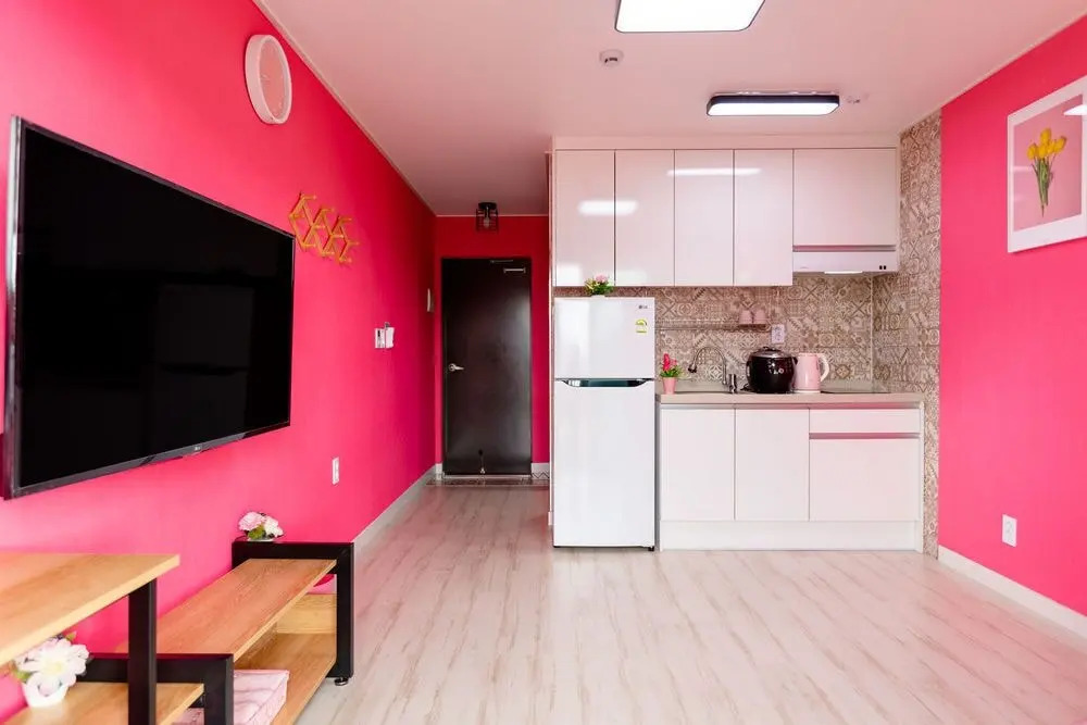 Yangyang Pink Beach Pension