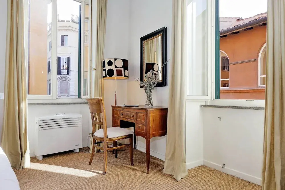 Trevi Charming Apartment