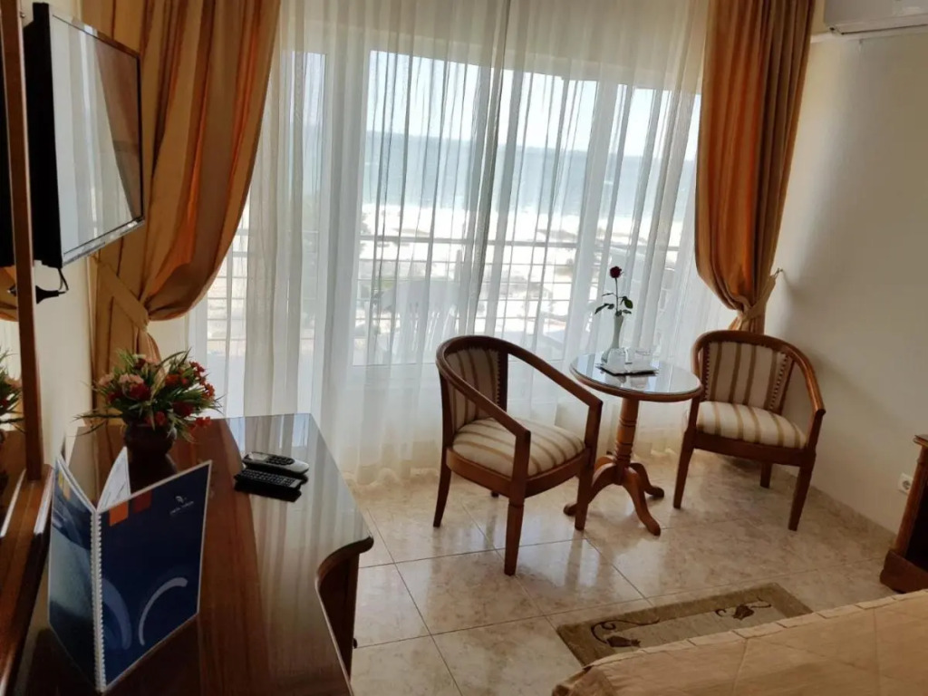 Hotel Comandor