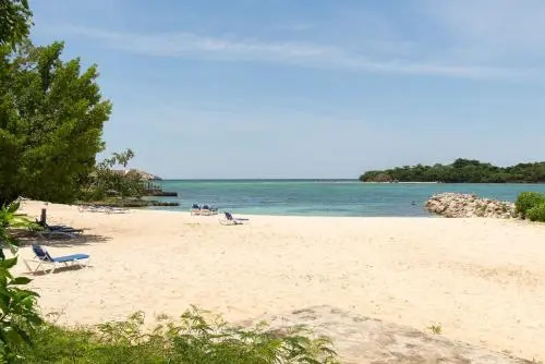 Point Village Beach Studios