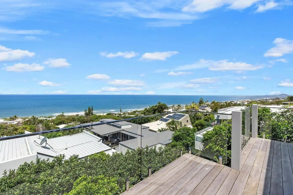 Enterprise St Prestigious Home with Breathtaking Views