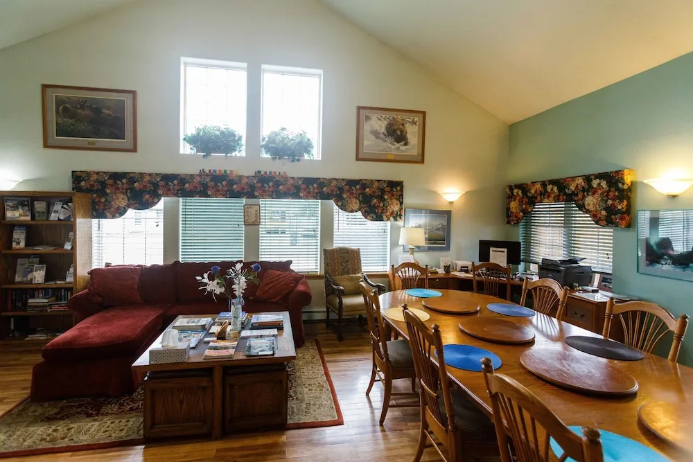 Minnie Street Inn