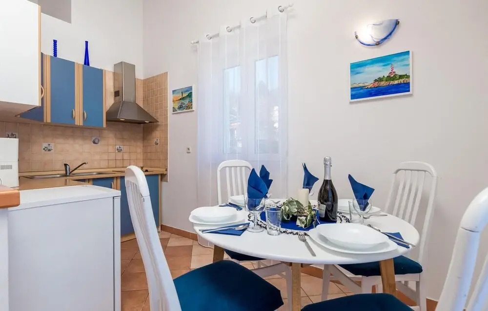 Apartments and rooms by the sea Medveja, Opatija - 2305
