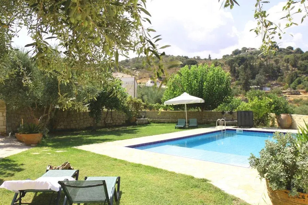 Filippou Villa - Living in Nature