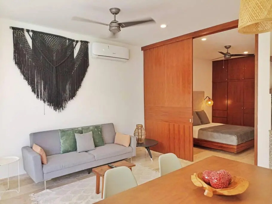 201 Amena close to Sea Cozy 1BR APT 30mb WIFI & GYM