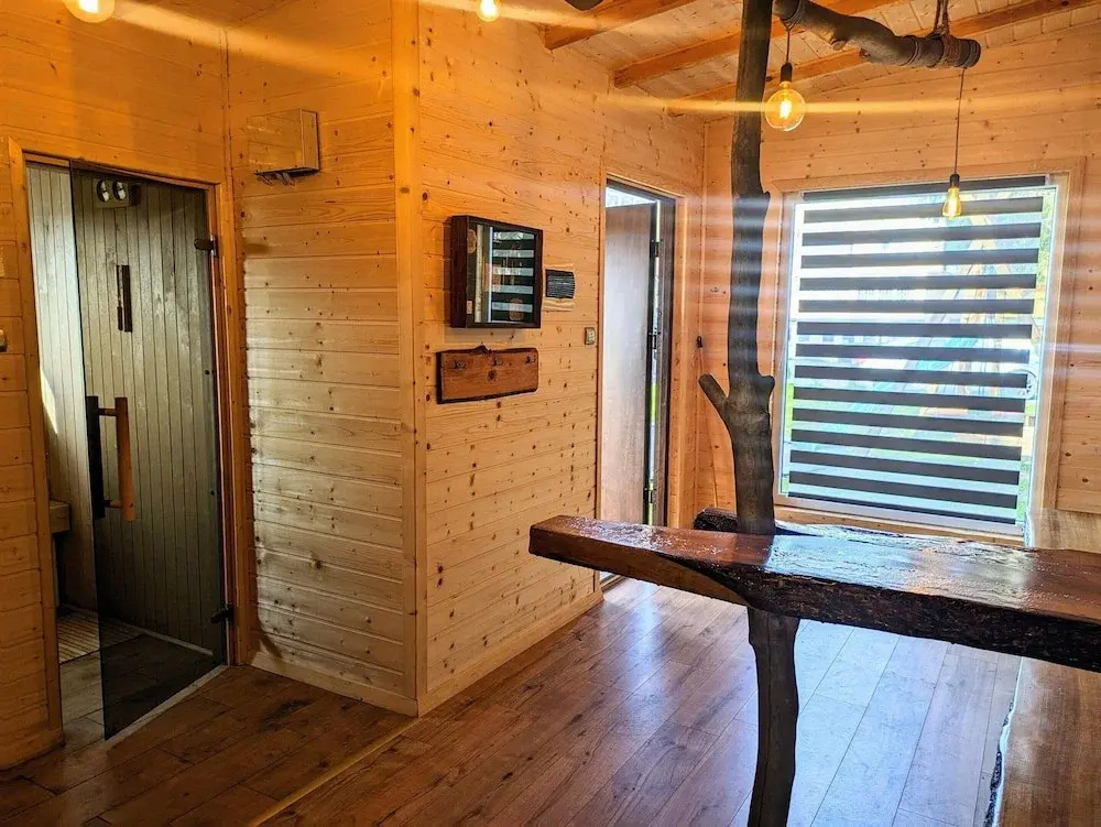 Large Holiday Apartment With Sauna