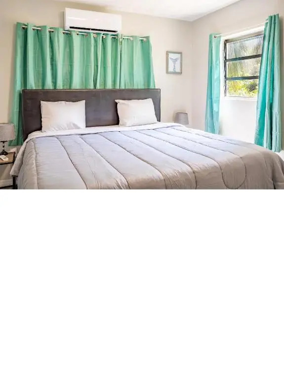Beautiful 3/2 in Sarasota Internal name: 1840 Glengary