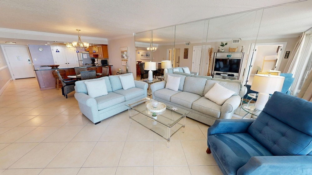 Shoreline Towers 2035 2 Bedroom Condo