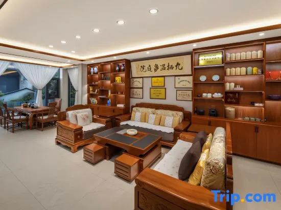 Tengchong Jiuxi · Hot Spring Courtyard Chinese Inn
