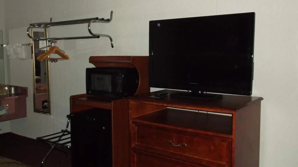 Branson Yellow Rose Inn and Suites