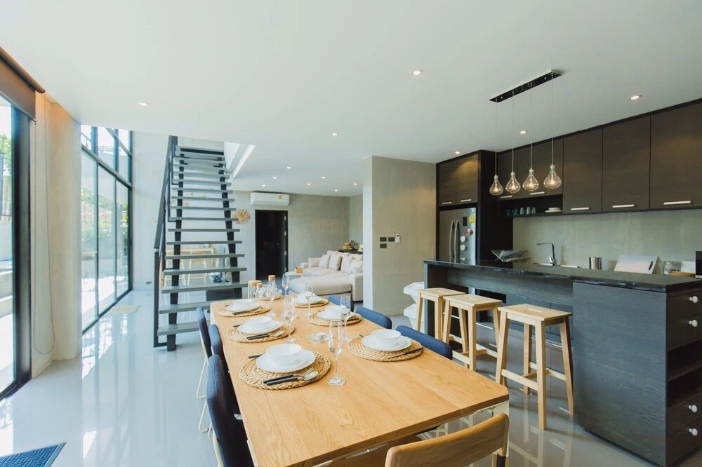 Luxury 4 Bedroom Villa Baan Rim Nam