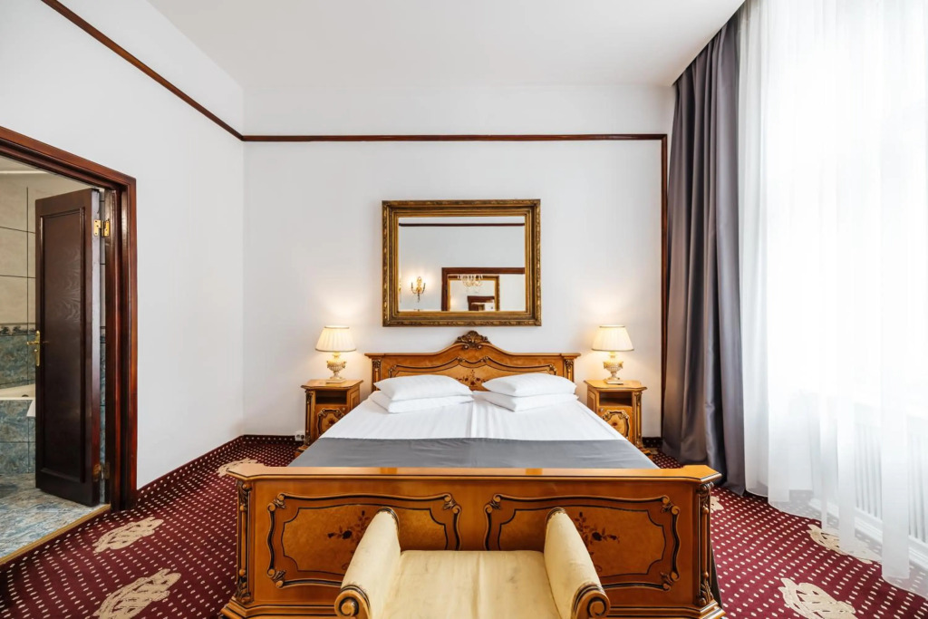 Hotel Imparatul Romanilor Hotel & SPA