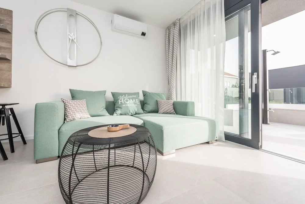 Luxury Villas Joy