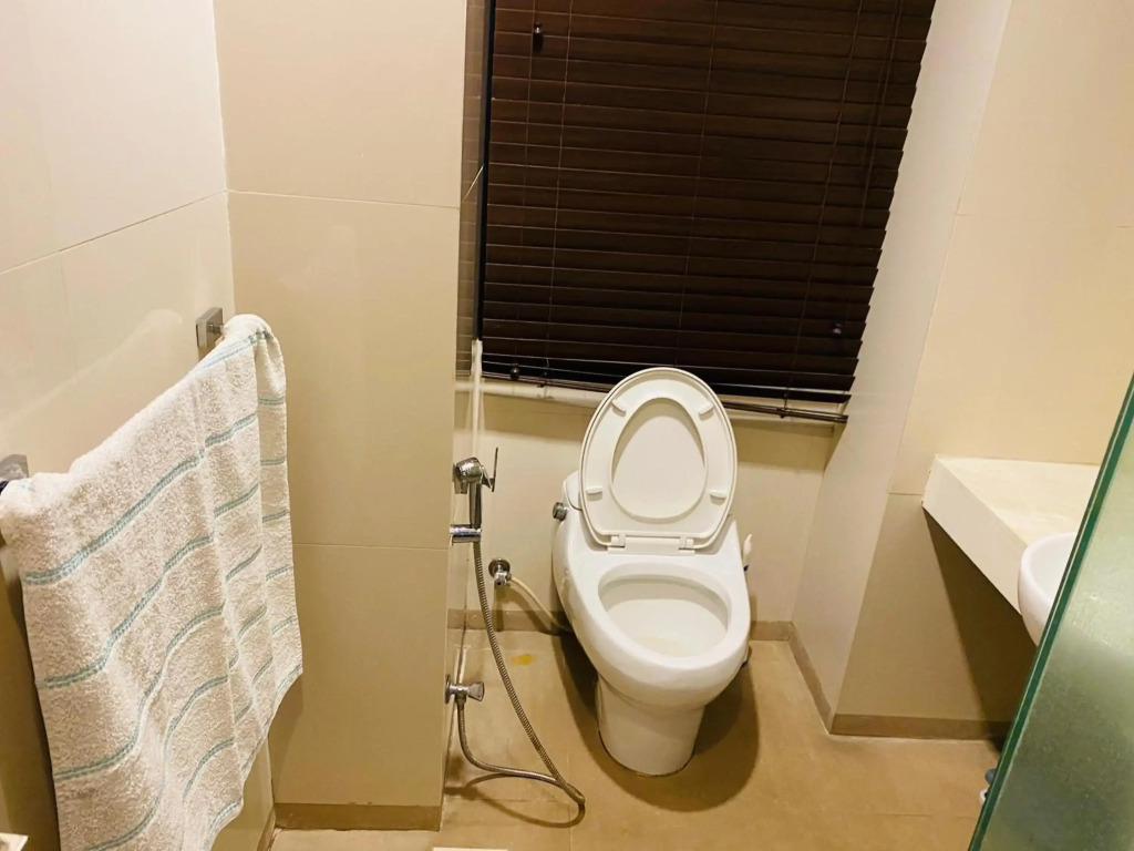 Royal Two Bed Room Luxury Apartment Gulberg