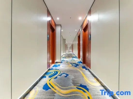 Yabo Hotel (Zhanjiang Central People's Hospital High-speed Railway West Station Branch)