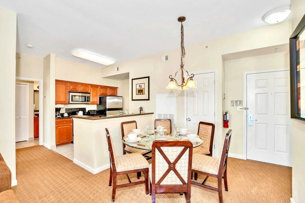 Upstay: Family-friendly Getaway With Spa & Pool