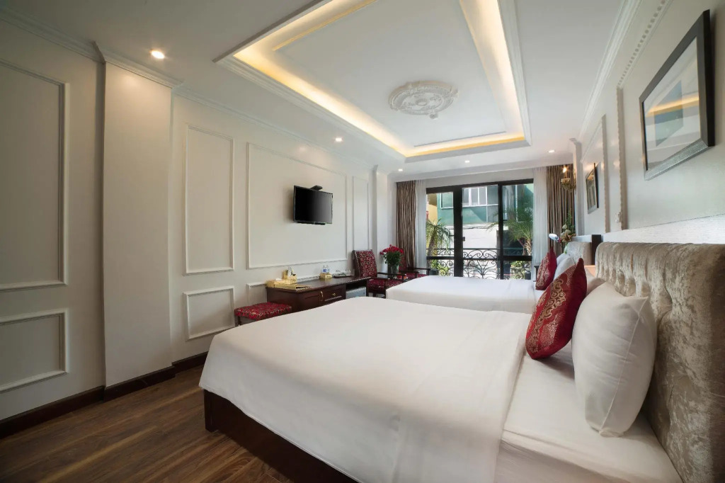Golden Sail Hotel & Spa