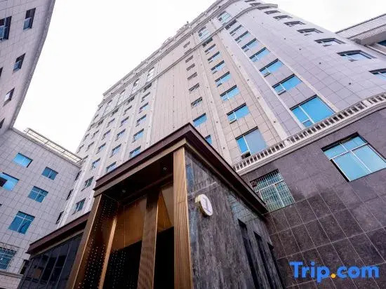 Xupu Peninsula International Hotel