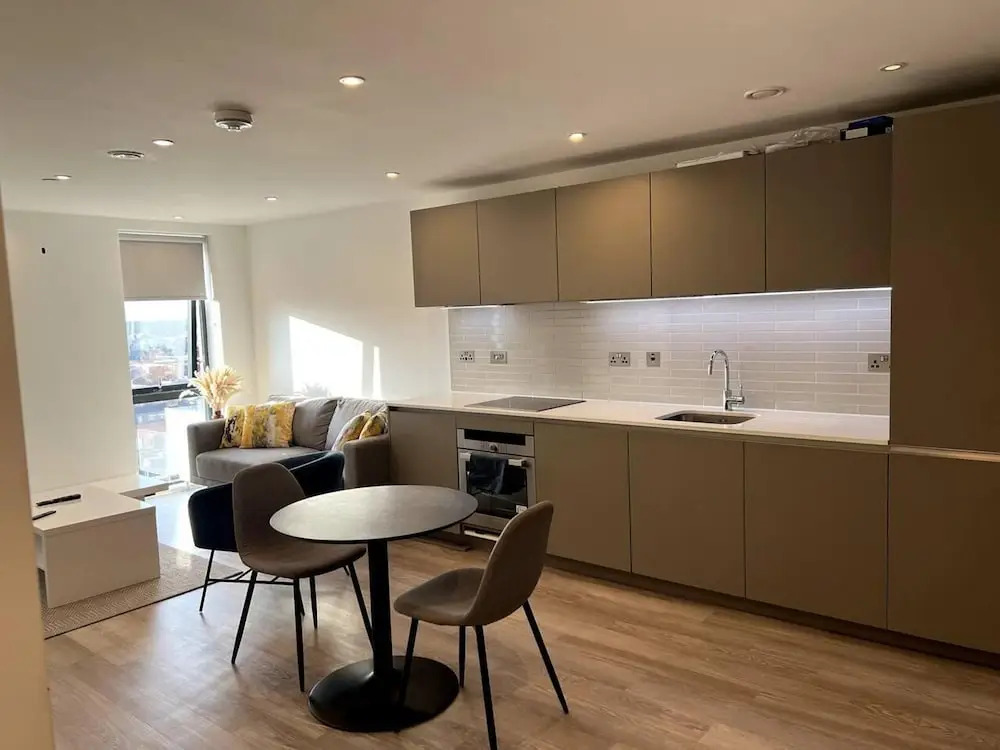 One Bedroom Luxury Flat in City Center