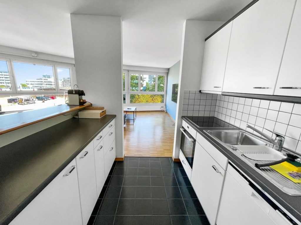 Zug Central Business Apartment