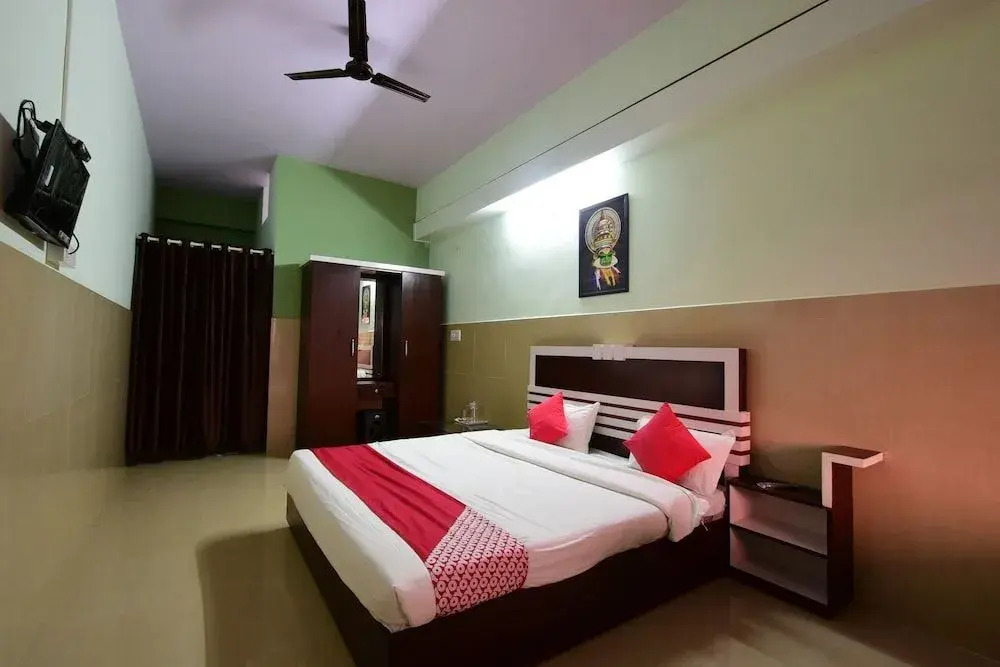 OYO 24476 Ssg Residency