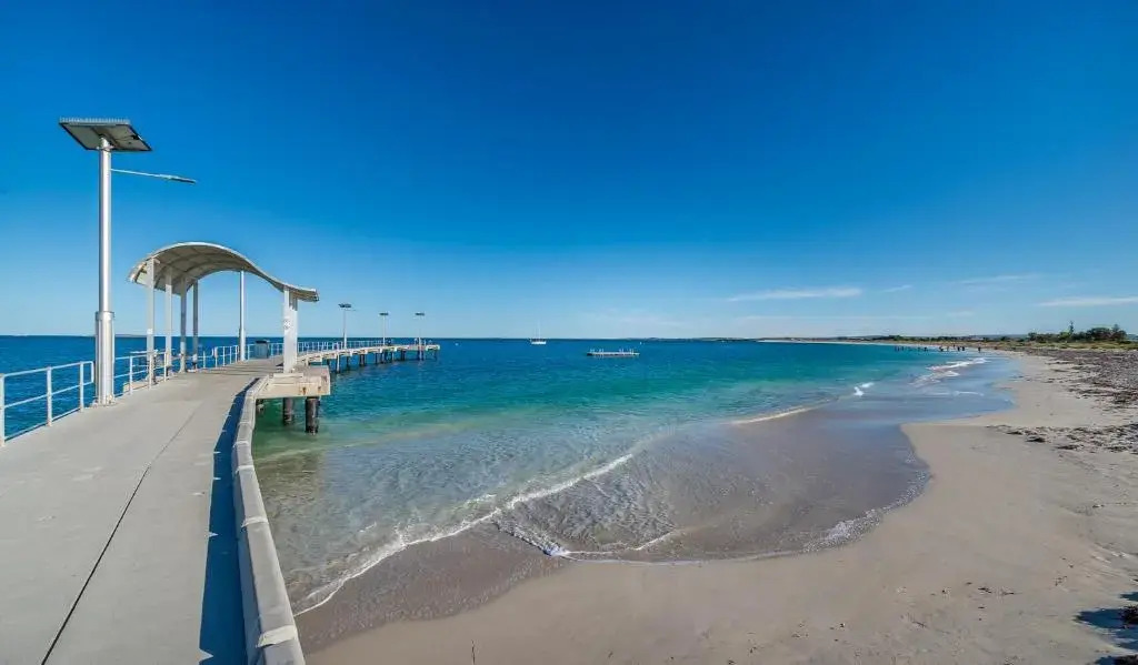Unit 16, 2 Casuarina Crescent, Ocean Beach Chalets