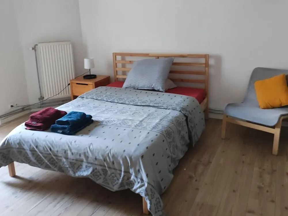 Room in Guest Room - Charming Room W Located in Brussels