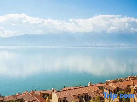 Dali Haidong Fang Dye Autumn Seascape Holiday Home (Haidong Branch)