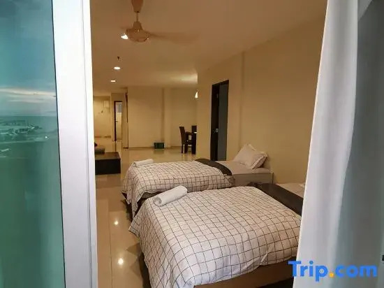 Spacious & Homey Apartment at Marina Island by JoMy Homestay