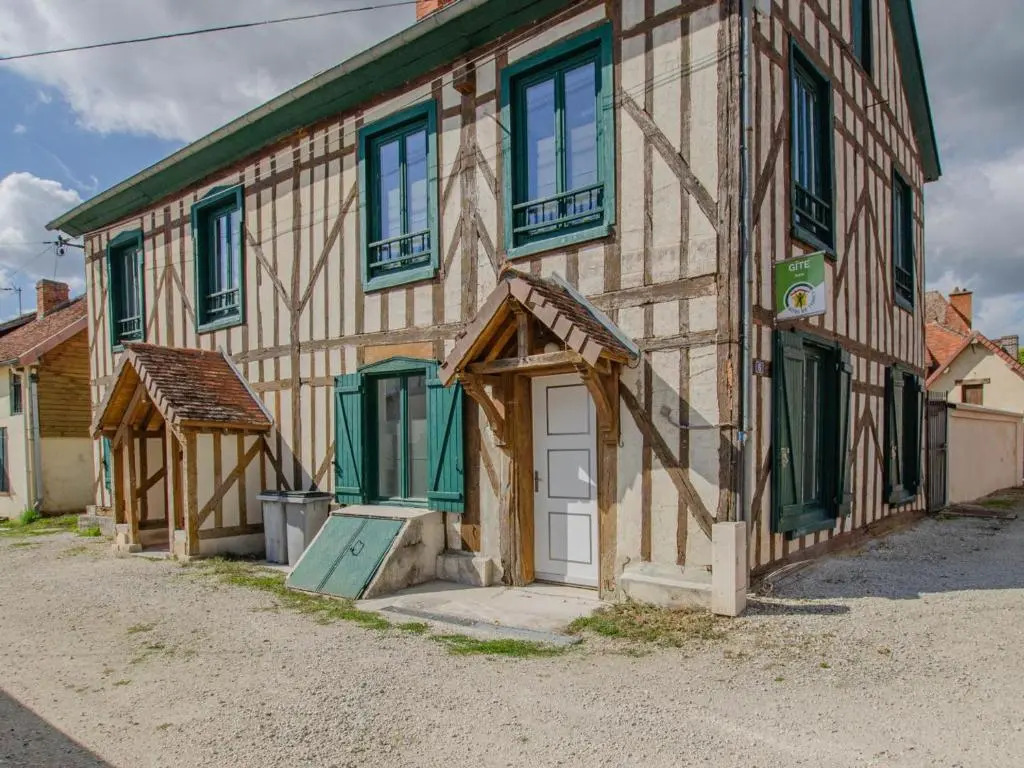 Gite Montiéramey, 4 pièces, 8 personnes - FR-1-543-240