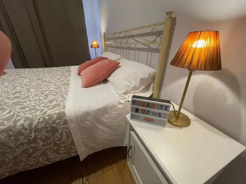 Paradise Suites - Brignole Station - Best Price Rooms - ALWAYS OPEN