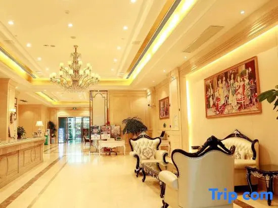 Vienna International Hotel (Kunming Guandu Hello World )