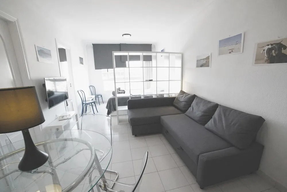 Harbour Apartment With Lobos View