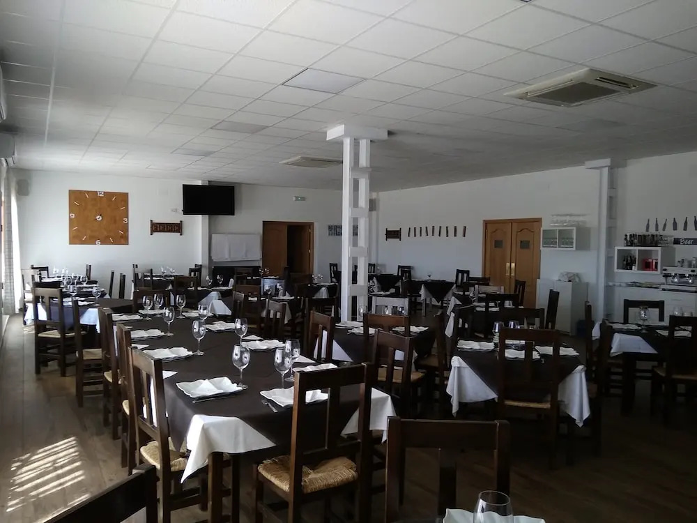 Hostal Restaurante El Quijote